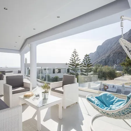 Hotel Blue Waves & Kamári