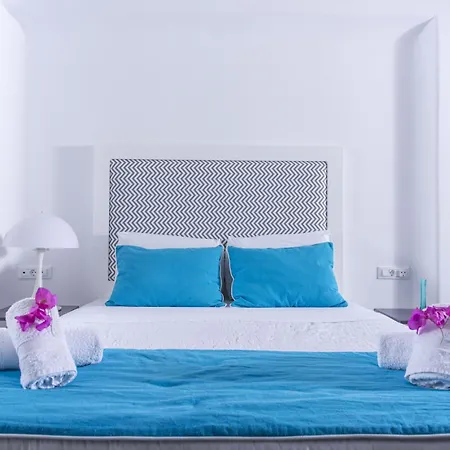 Blue Waves Suites&apartments