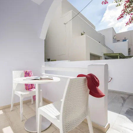 Blue Waves Suites&apartments Hotel 2*