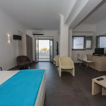 Hotel Blue Waves Suites&apartments 2*