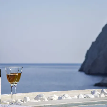 Blue Waves Suites&apartments Hotel 2*