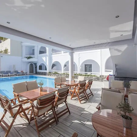 Hotel Blue Waves Suites&apartments