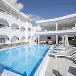 Hotel Blue Waves & 2*