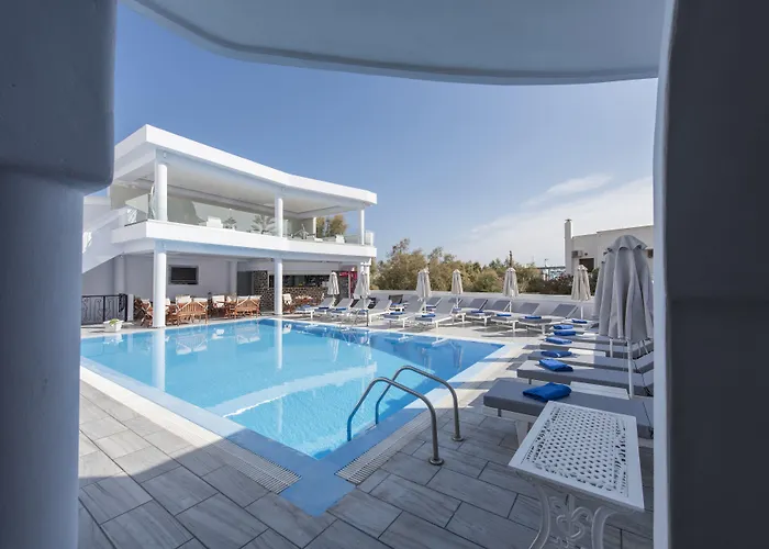 Hotel Blue Waves & 2*