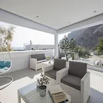 Blue Waves Suites&apartments