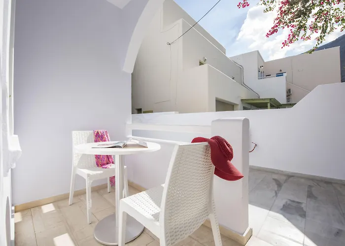 Blue Waves & Szálloda 2*