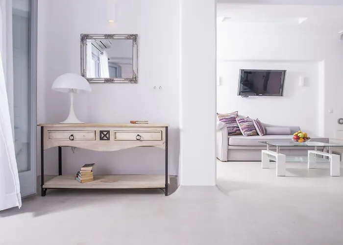 Blue Waves & 2* Kamári